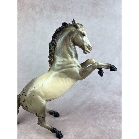 Vintage Breyer Horse Fighting Stallion Nice Variation #2 - Picture 4 of 13